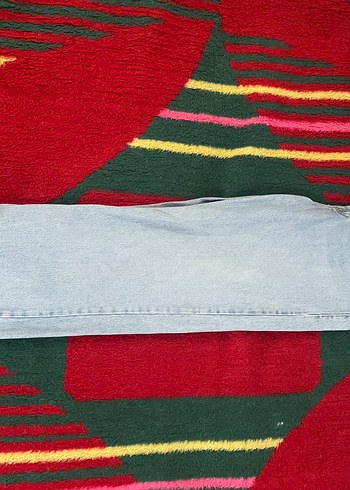 Düğmeli Nakışlı Mavi Denim Kadın Jean - Görsel 4