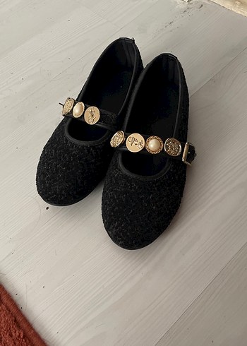 Siyah Yılan Desenli Tokalı Kadın Babet - Görsel 4