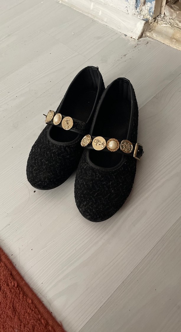 Siyah Yılan Desenli Tokalı Kadın Babet - Görsel 4