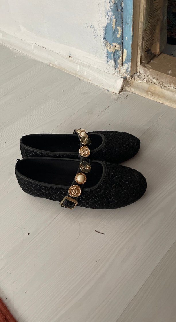 Siyah Yılan Desenli Tokalı Kadın Babet - Görsel 3