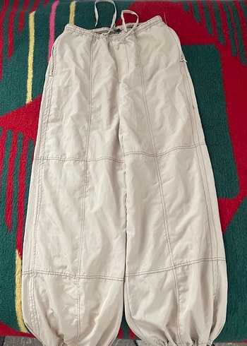 Nakışlı, Pilili, Bej Kadın Kumaş Pantolon - Görsel 4