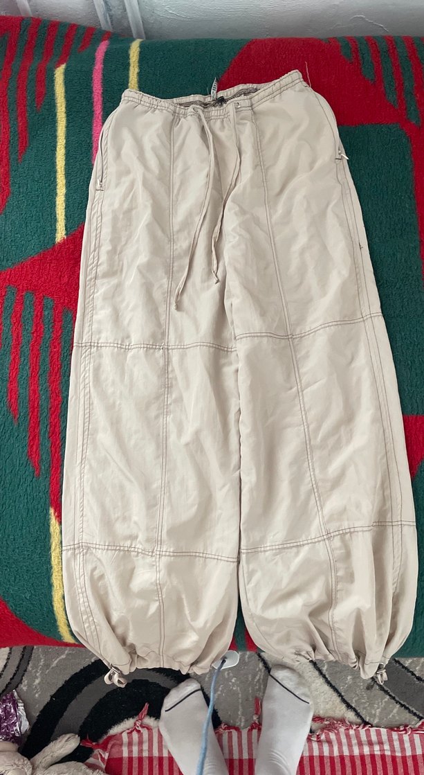 Nakışlı, Pilili, Bej Kadın Kumaş Pantolon - Görsel 5