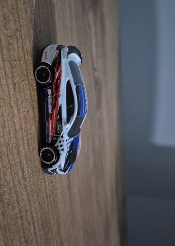 hot wheels ford shelby gt500 arac uzun kardır (premium değildir)
