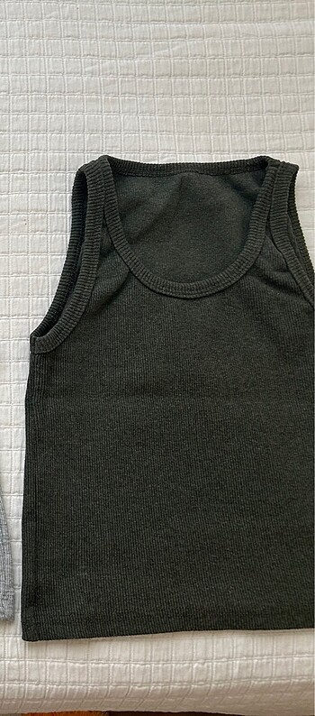 Haki yeşil basic pamuklu crop atlet