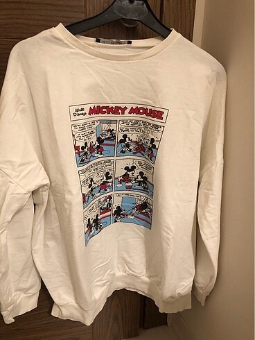 Oversize mickey mouse sweatshirt