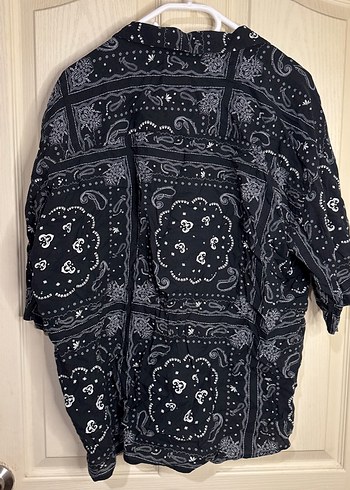 Düğmeli Siyah Desenli Erkek Gömlek - Görsel 3