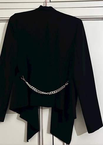Zincir Detaylı Siyah Kadın Blazer - Görsel 3