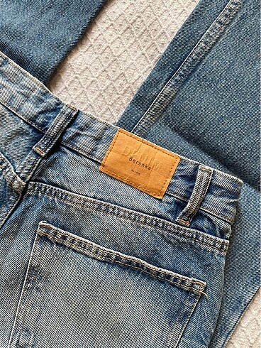 34 Beden mavi Renk kot pantolon/ jean