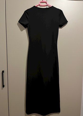 Siyah Kısa Kollu Uzun Midi Elbise - Görsel 3