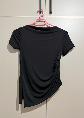 Siyah açılı yaka bluz - Görsel 2