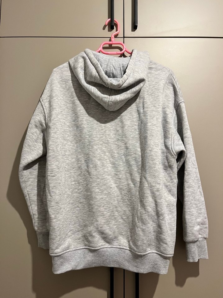 Gri Kapüşonlu Fermuarlı Kadın Sweatshirt - Görsel 2