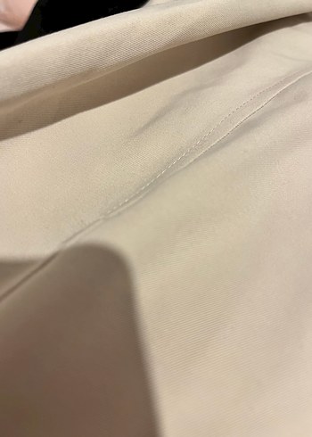 Stradivarius dökümlü uzun trençkot - Görsel 3