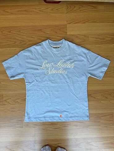 LOW LİGHTS TSHITRST