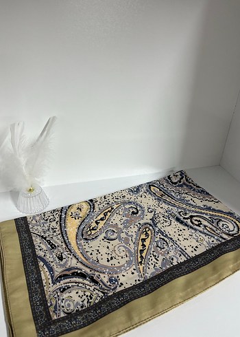 Retro desen soft şal