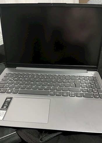 Gri Lenovo Dizüstü Bilgisayar - Görsel 2