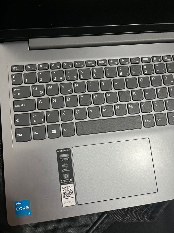 Gri Lenovo Dizüstü Bilgisayar - Görsel 5