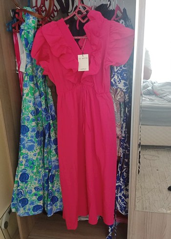 Trendyol & Milla Pembe Uzun Volanlı Bohem Elbise