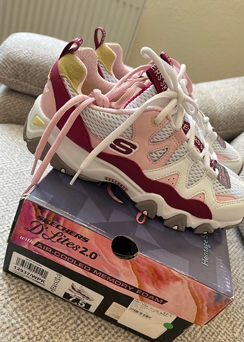 Skechers spor ayakkabı - Görsel 2