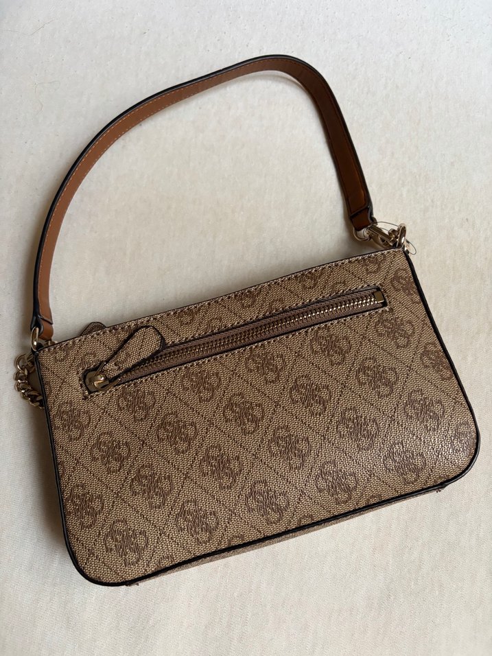 Guess Zincir Detaylı Bej Kadın Çanta - Görsel 2