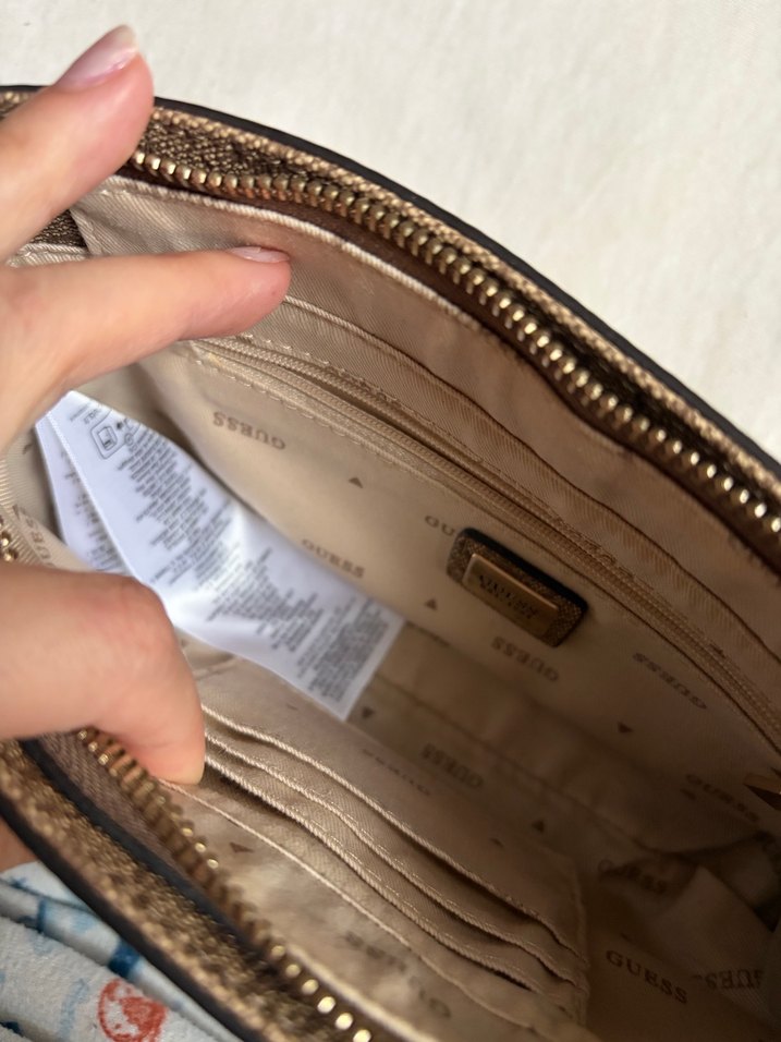 Guess Zincir Detaylı Bej Kadın Çanta - Görsel 4