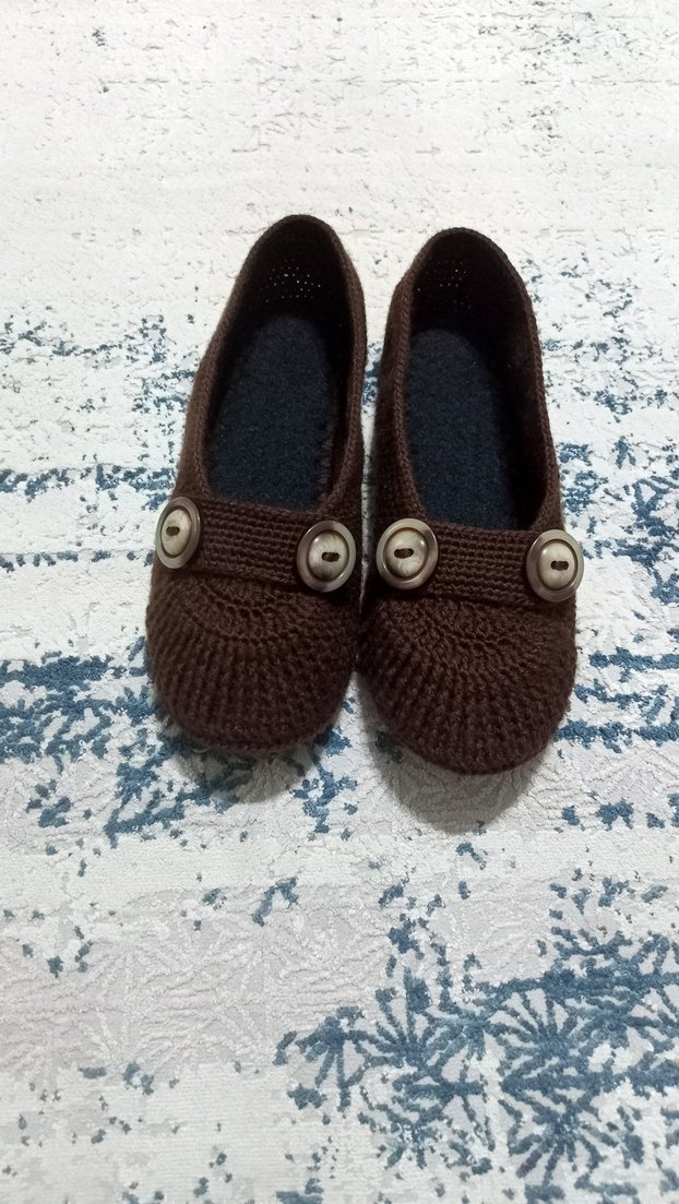 Kahverengi Örgü Kadın Ev Terliği - Görsel 2