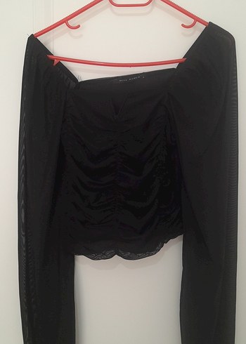 Siyah Drapeli Uzun Kollu crop