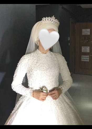 Uzun Kollu Yüksek Yakalı Prenses Gelinlik - Görsel 4