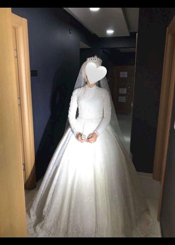 Uzun Kollu Yüksek Yakalı Prenses Gelinlik - Görsel 2