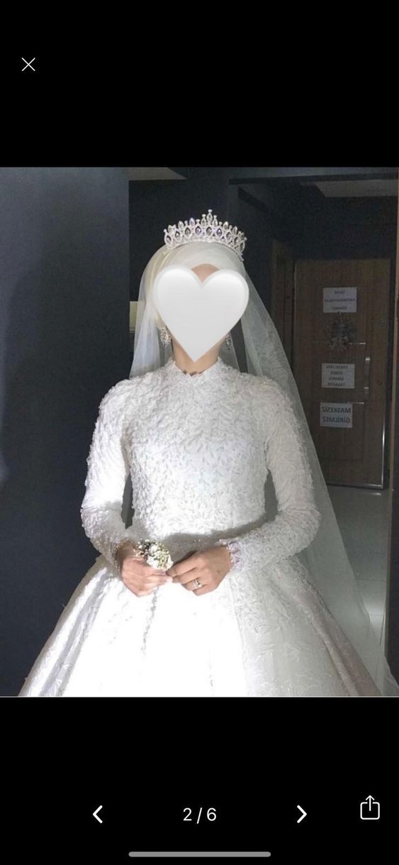 Uzun Kollu Yüksek Yakalı Prenses Gelinlik - Görsel 3