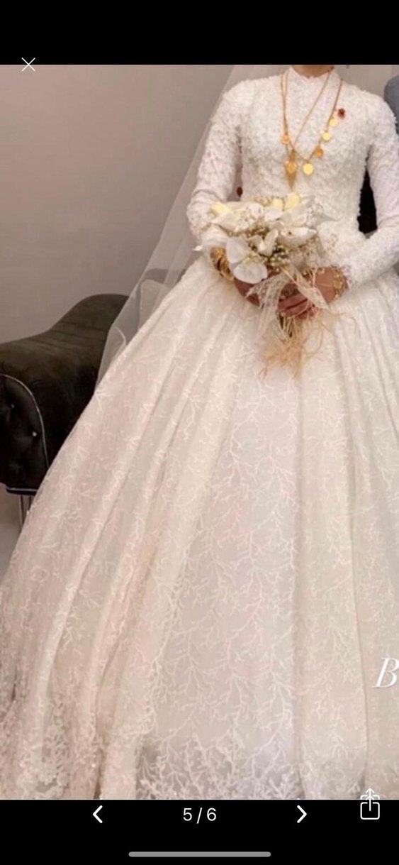 Uzun Kollu Yüksek Yakalı Prenses Gelinlik - Görsel 5