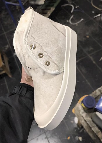 Bej Süet Kürklü Kadın Dolgu Topuk Bot - Görsel 4