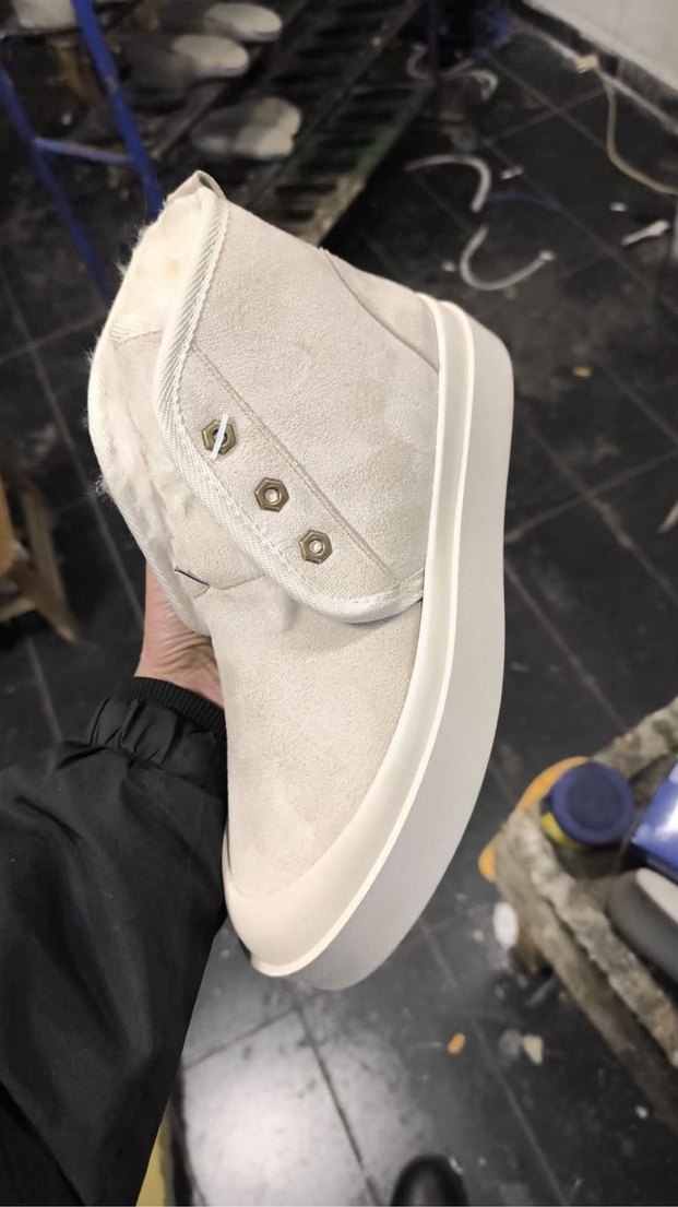 Bej Süet Kürklü Kadın Dolgu Topuk Bot - Görsel 4