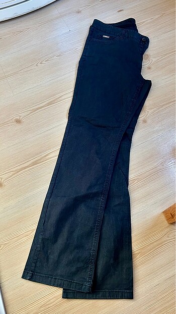 Siyah kanvas pantolon