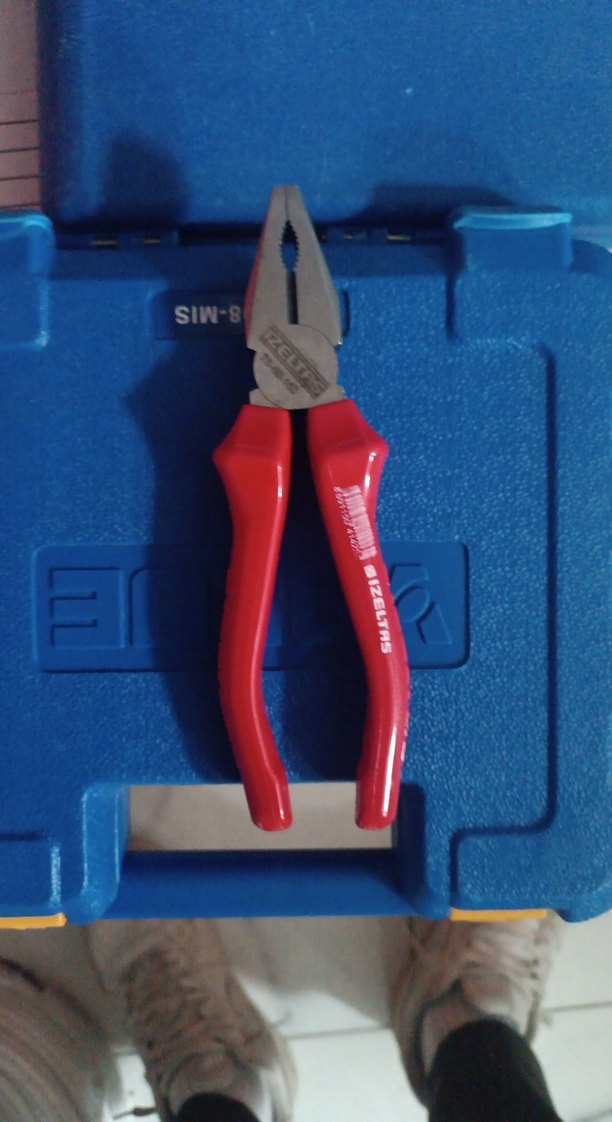 Kırmızı Saplı İnce Uçlu Pense - Görsel 2