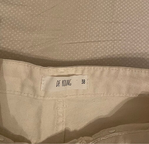 38 Beden Defacto krem rengi mom jean kot pantolon