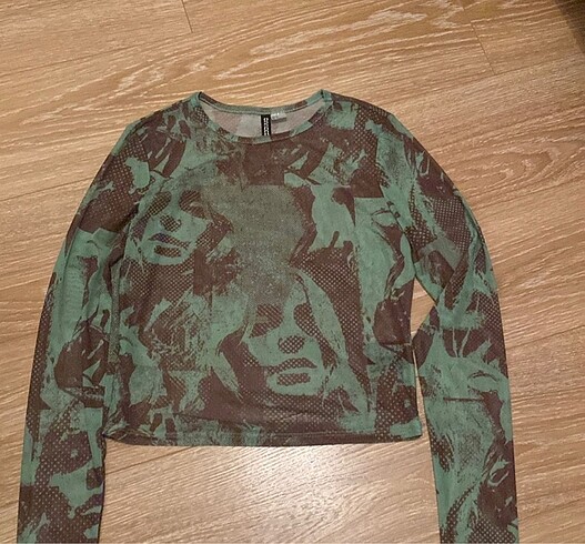 H&M yesil kahverengi desenli transparan tul ust