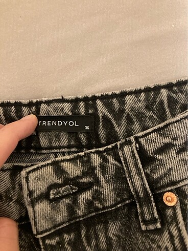 Trendyol & Milla kot şort