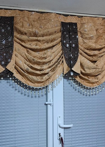 Nakışlı Bej Parlak Fon Perde - Görsel 2