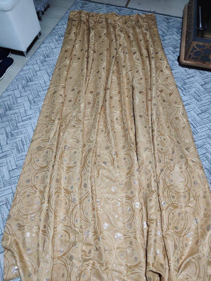 Nakışlı Bej Parlak Fon Perde - Görsel 3
