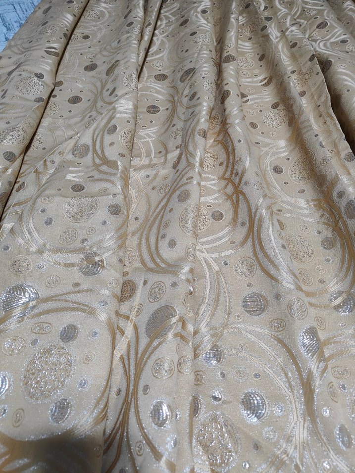 Nakışlı Bej Parlak Fon Perde - Görsel 4