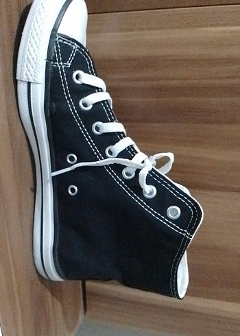 42 Beden Siyah Converse unisex ayakkabı