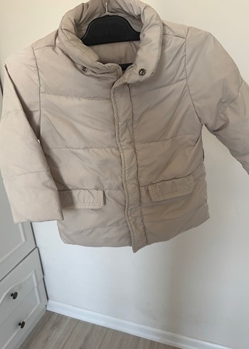 Bej Düğmeli Kız Montu - Görsel 3