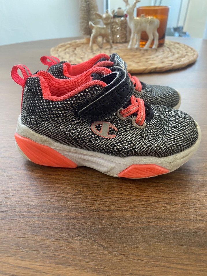 Spor ayakkabı - Görsel 2