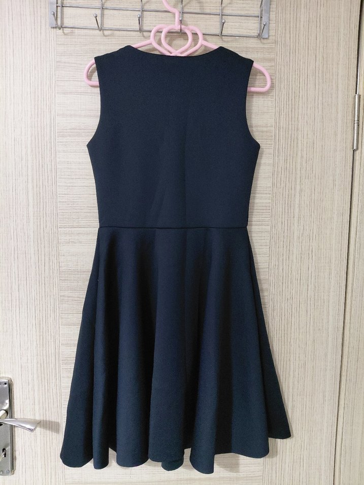 Lacivert V Yaka Kolsuz Midi Elbise - Görsel 4