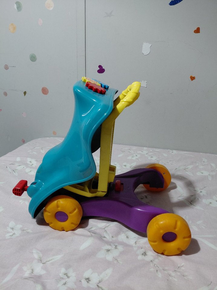 Renkli Mavi Oyuncak Araba yürüme arkadaşı - Görsel 2