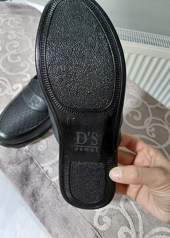 Klasik Siyah Tokalı Erkek Ev Terliği - Görsel 4