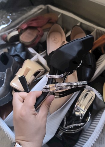 36 Beden siyah Renk Siyah Parlak Yılan Desenli Stiletto Topuklu