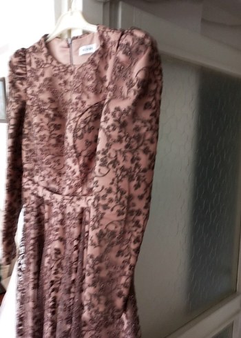 Bej Dantel Uzun Kollu Vintage Abiye Elbise
