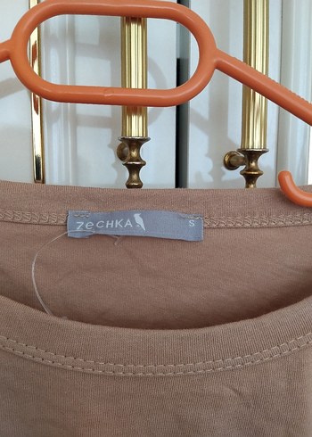 Bej Kısa Kollu Salaş Kadın Tişört - Görsel 3