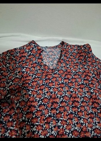 Renkli V Yaka Volanlı Uzun Kollu Kadın Elbise - Görsel 4